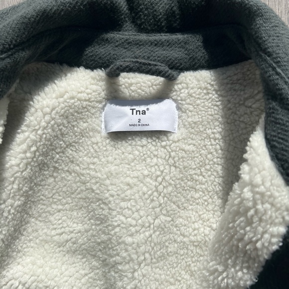 TNA Sherpa Lined Jacket - Picture 2 of 4